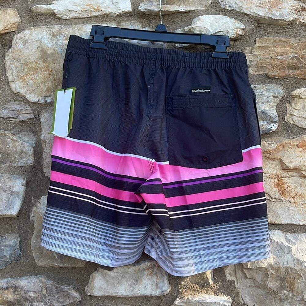 Quiksilver pink & black swim trunks size medium (31) NEW - Picture 9 of 10